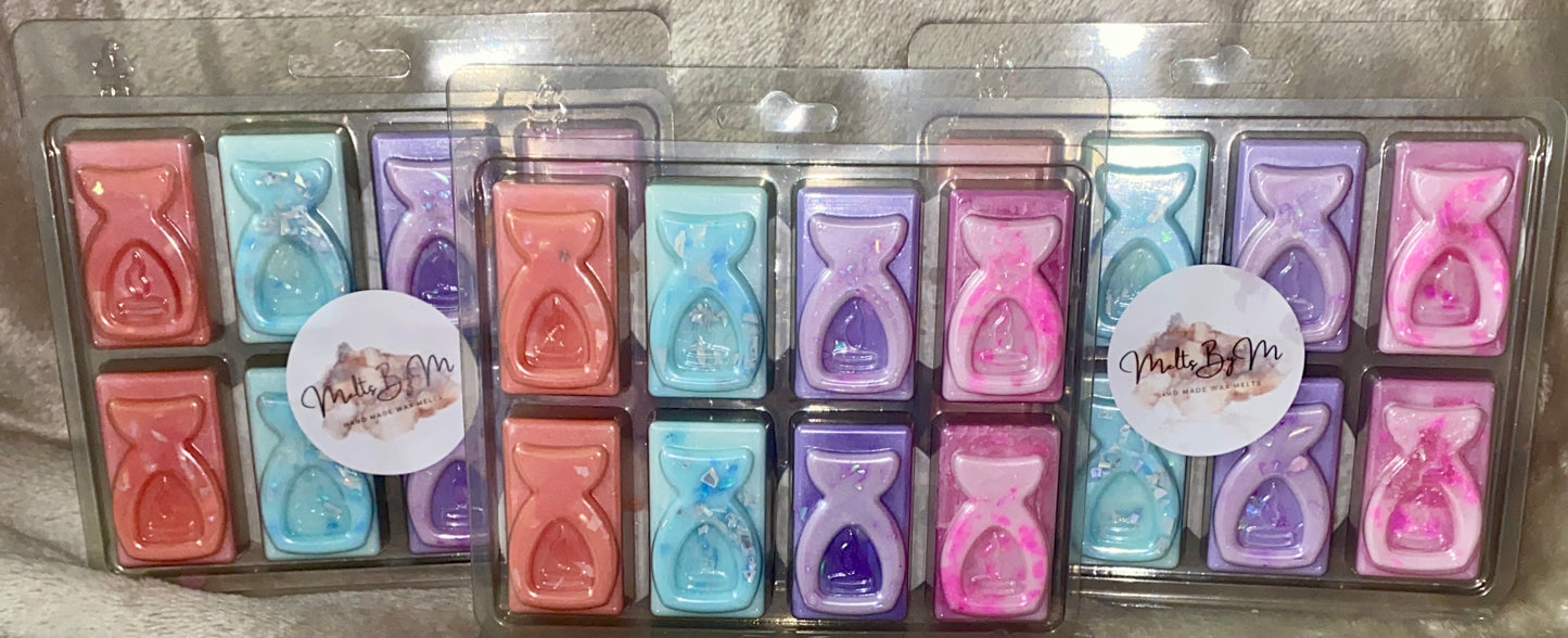 8 Cell Wax Burner Clamshell